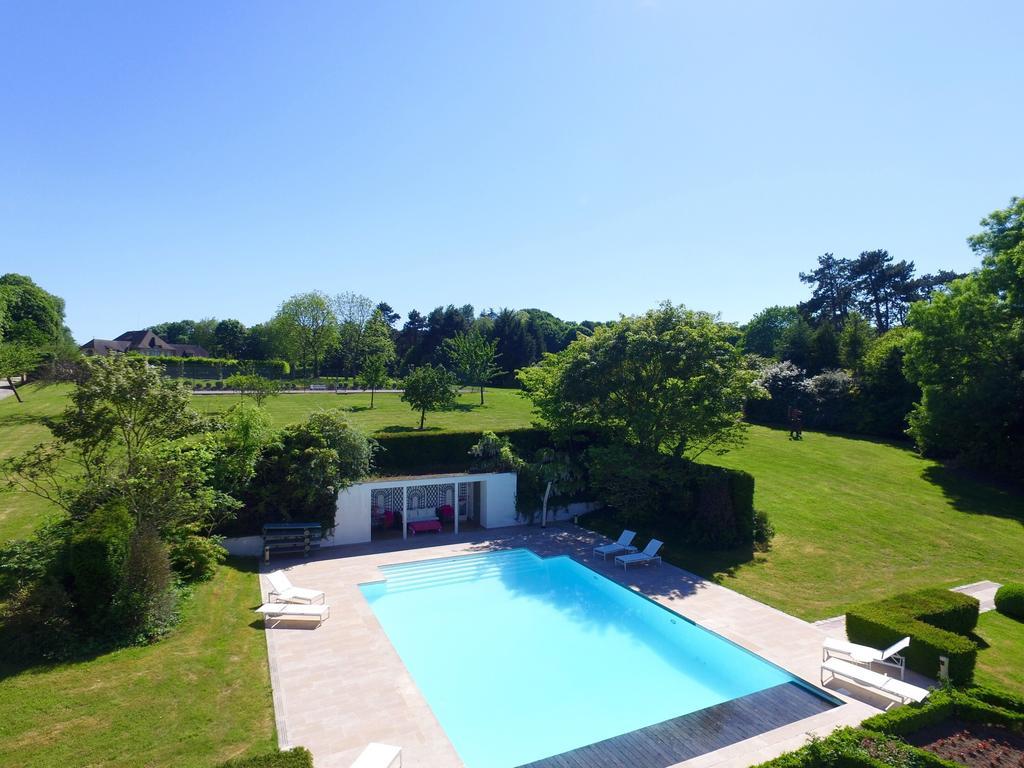 Manoir De Benerville Bed & Breakfast Deauville Exterior photo