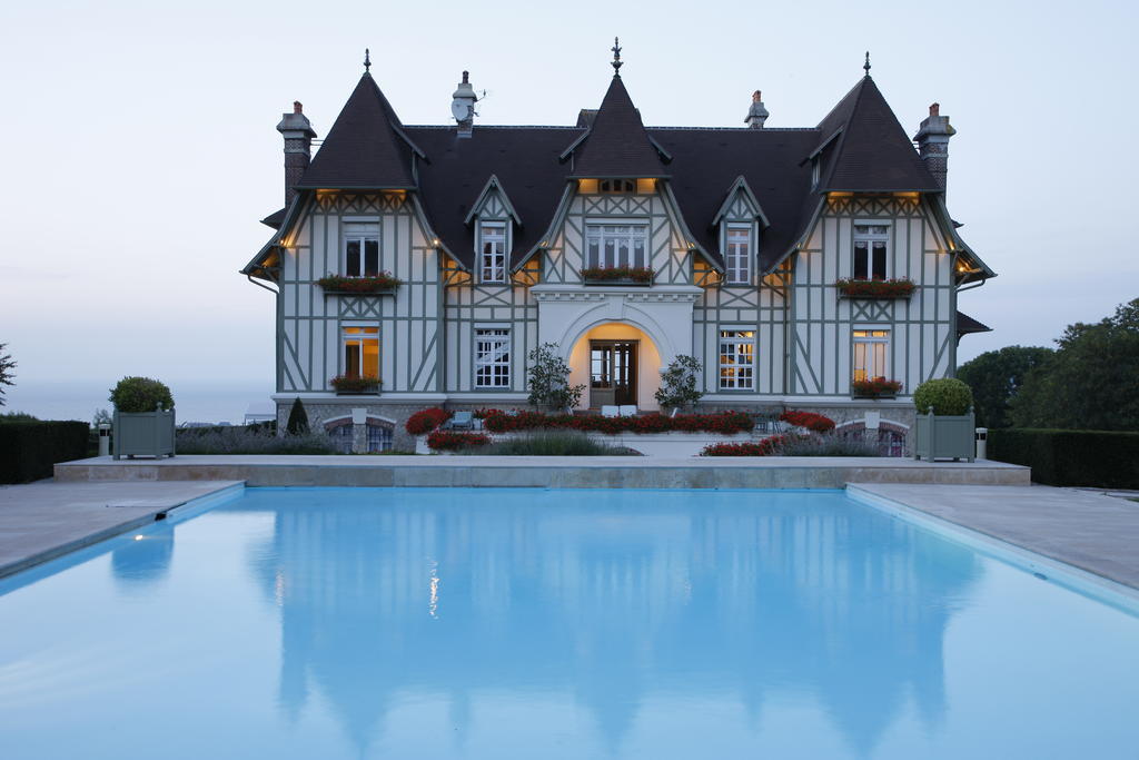 Manoir De Benerville Bed & Breakfast Deauville Exterior photo