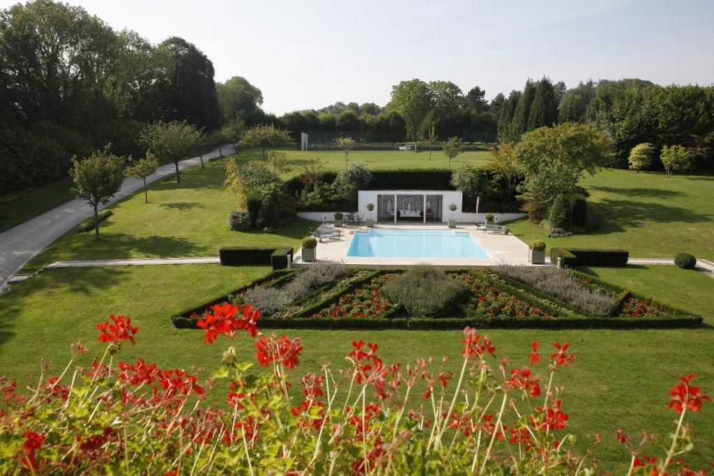 Manoir De Benerville Bed & Breakfast Deauville Exterior photo